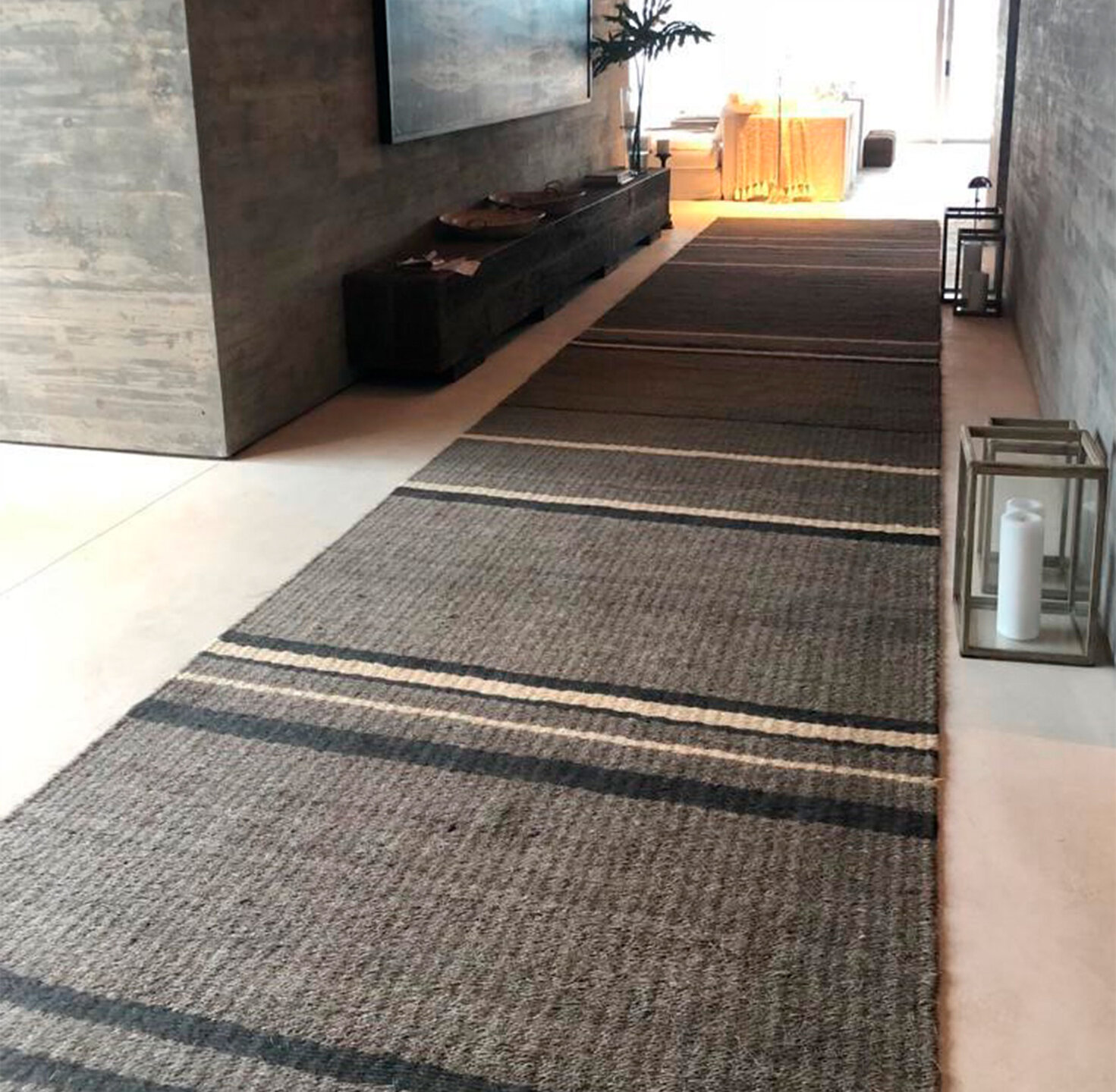 Flooring, Floor, Wood flooring, Mat, Rug, Hardwood, Natural material, Carpet, Tile, Laminate flooring