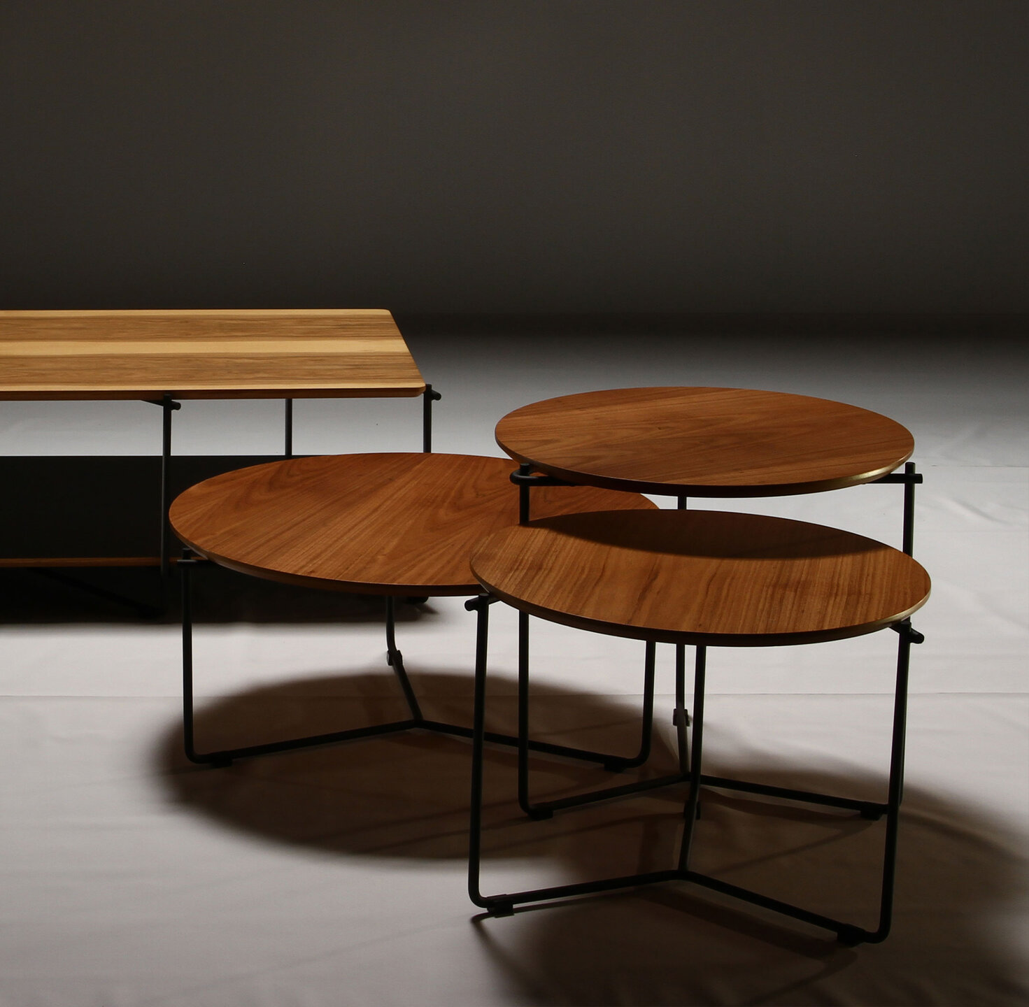 Furniture, Table, Coffee table, Hardwood, Serveware, Wood stain, Outdoor Table, Chair, Kitchen & Dining Room Table, Plank